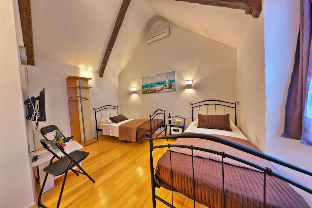 Studio Sime Apartment สปลิท ห้อง รูปภาพ
